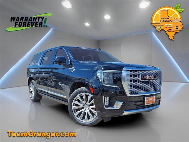 2022 GMC Yukon XL Denali's photo