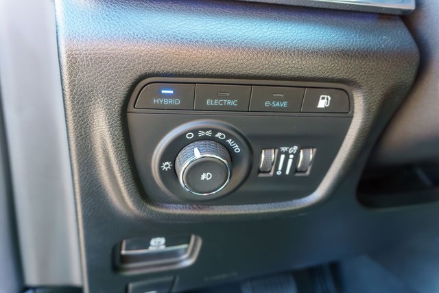 2024 Jeep Grand Cherokee Summit 4xe photo 14