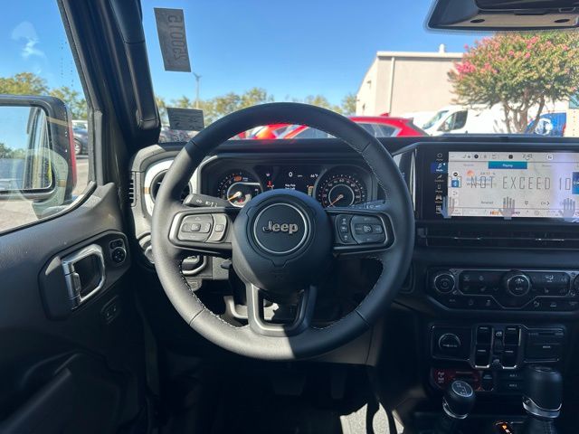 2025 Jeep Wrangler Willys photo 18