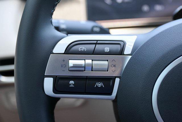 New 2025 Gray Hyundai SEL Convenience FWD image 21