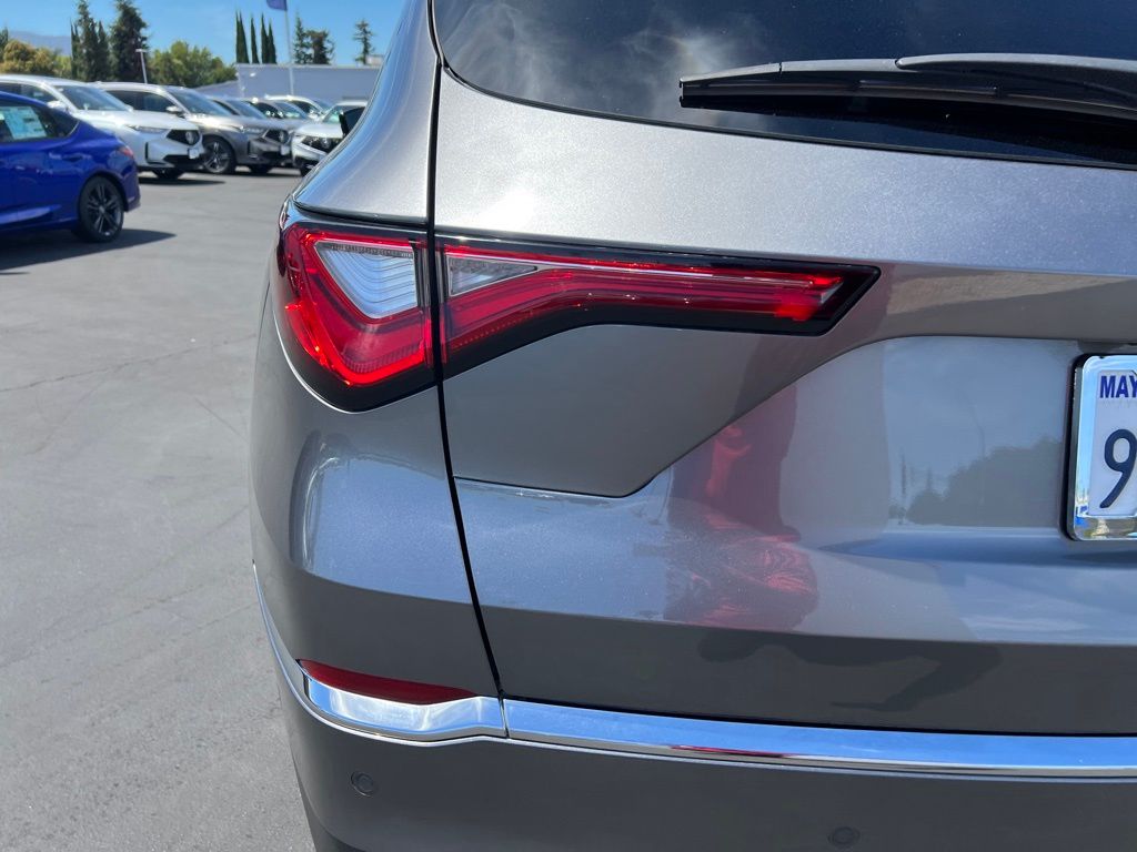 2024 Acura MDX SH-AWD Technology photo 10