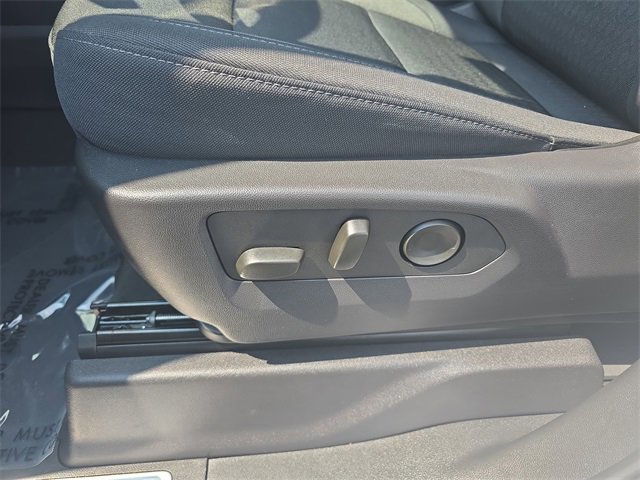2024 Chevrolet Silverado 1500 RST photo 24