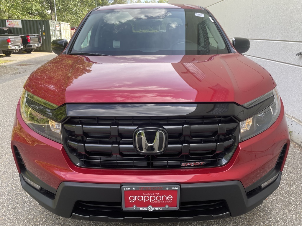 2025 Honda Ridgeline Sport photo 2