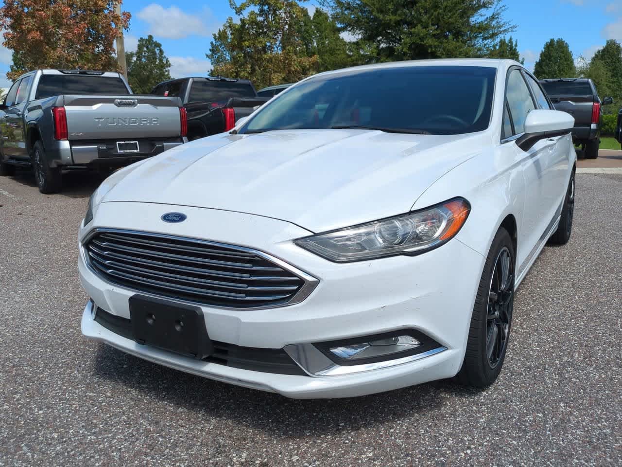 Used 2018 Ford Fusion SE with VIN 3FA6P0HD4JR259000 for sale in Wesley Chapel, FL