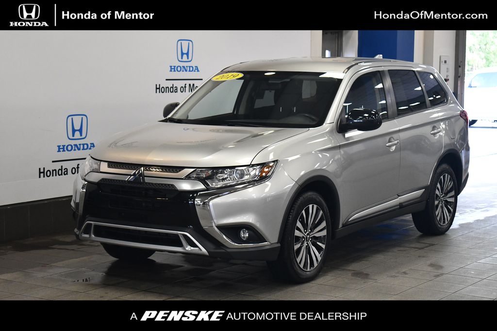 2019 Mitsubishi Outlander ES