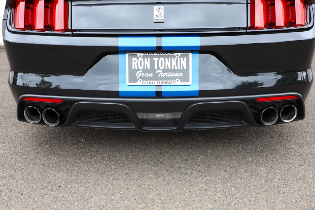 2018 Ford Mustang Shelby GT350 photo 23
