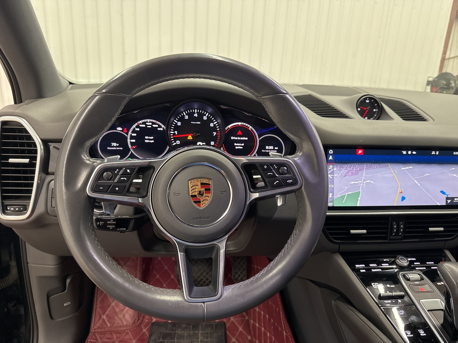 2020 Porsche Cayenne Base photo 16