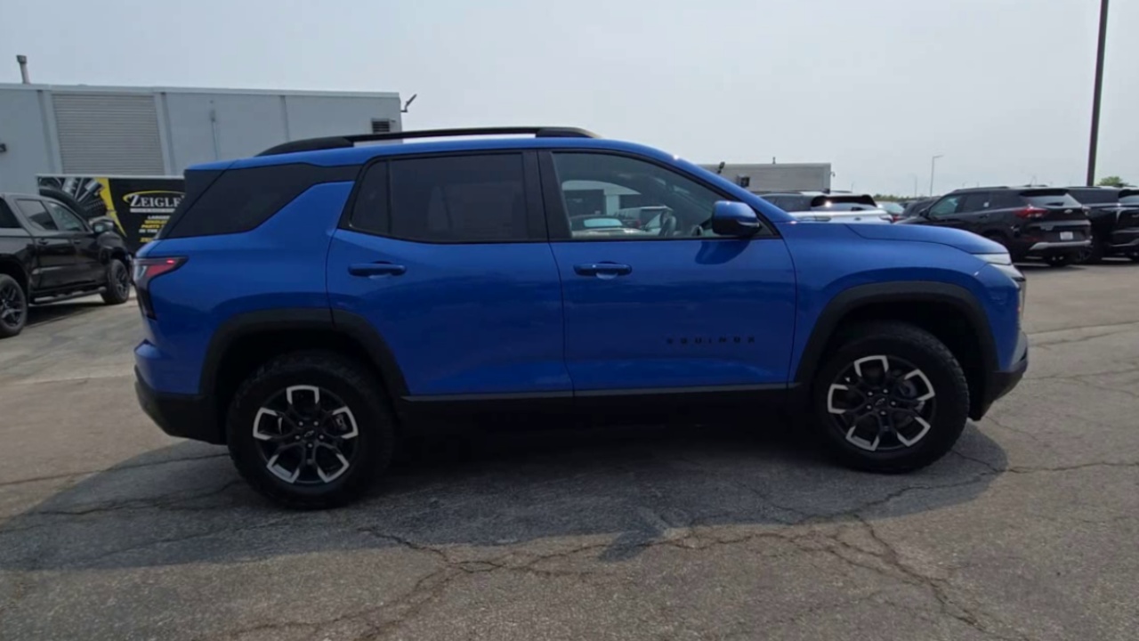 2026 Chevrolet Equinox ACTIV photo 2