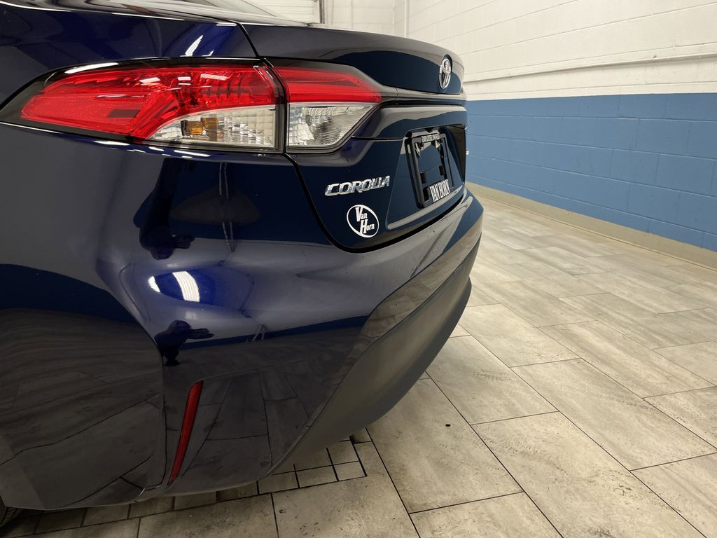 2024 Toyota Corolla LE photo 26