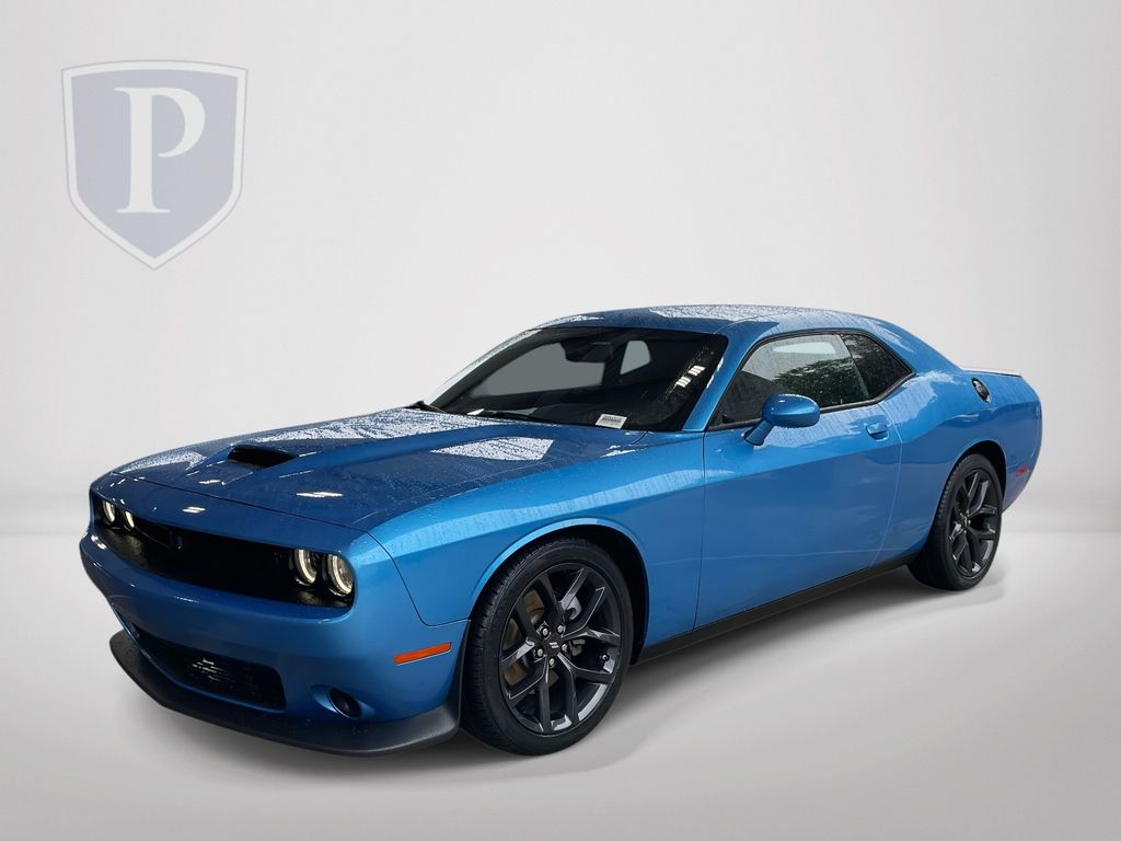 2023 Dodge Challenger GT photo 3