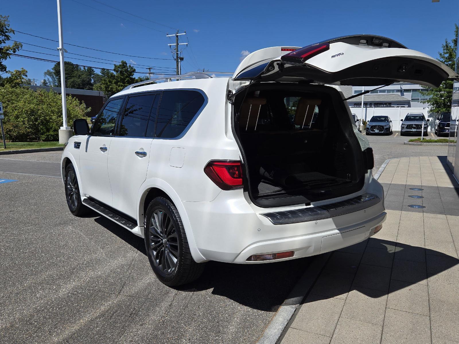 2023 Infiniti QX80 Sensory photo 19