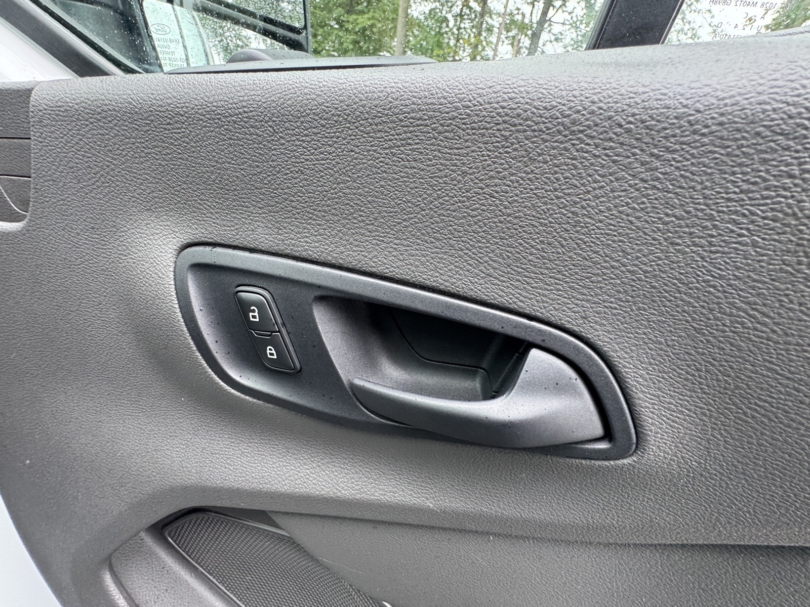 2020 Ford Transit photo 35