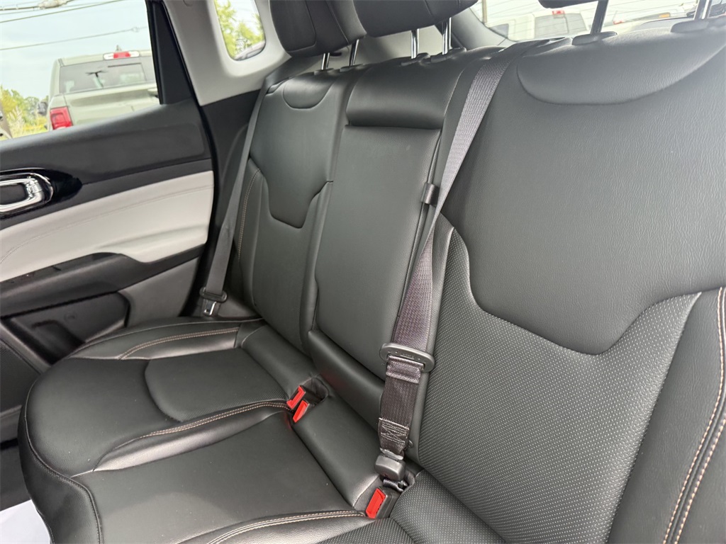 2022 Jeep Compass Limited photo 28