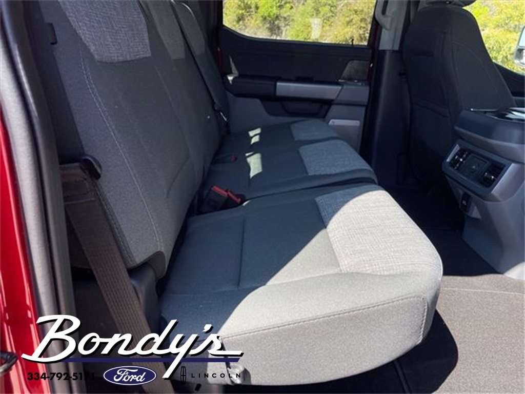 2025 Ford F-250 XLT photo 12