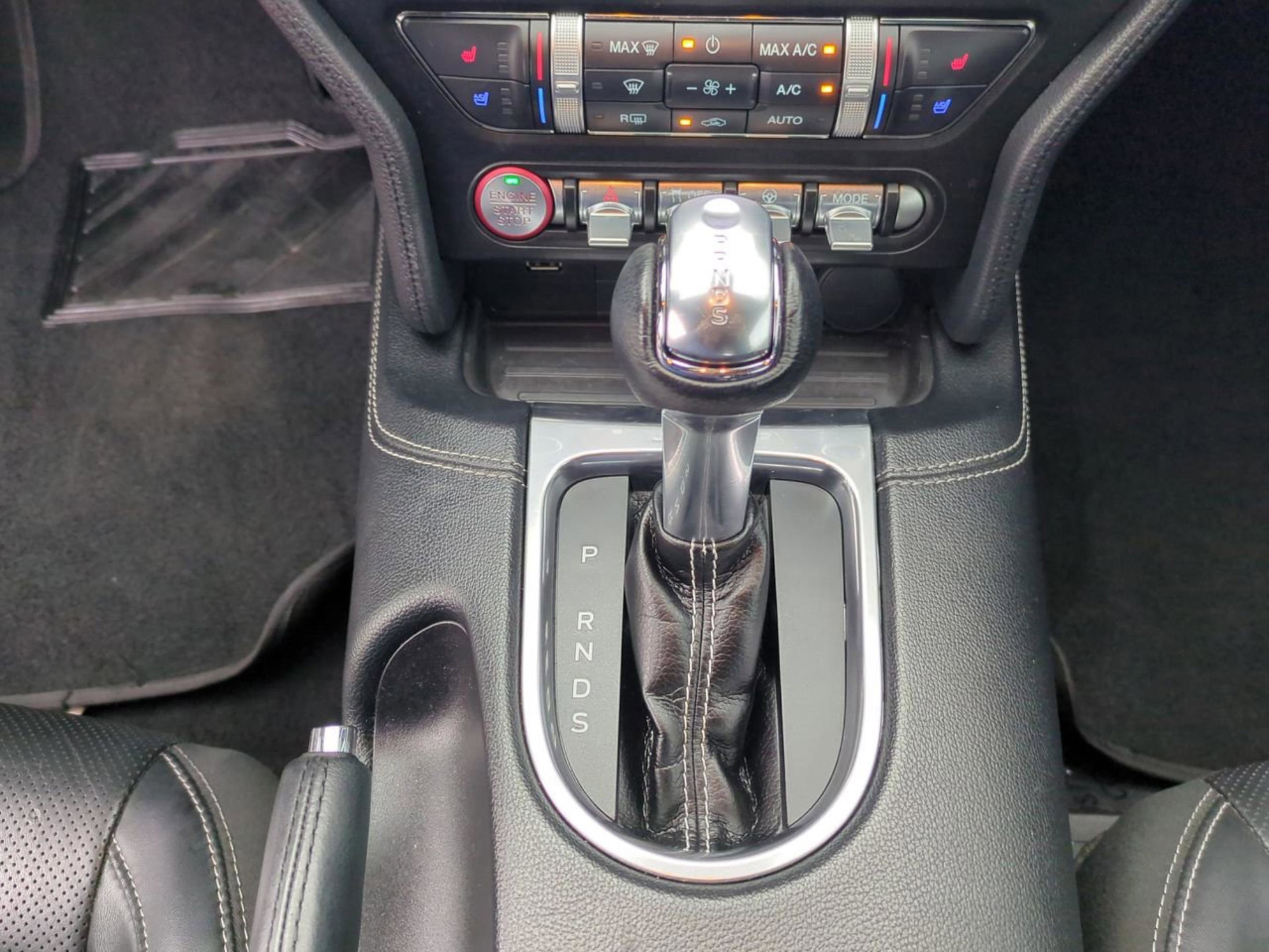 2022 Ford Mustang EcoBoost Premium photo 18