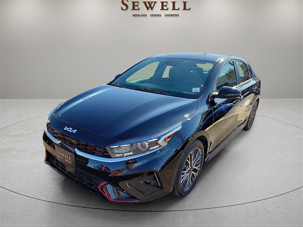 2024 Kia Forte GT-Line's photo