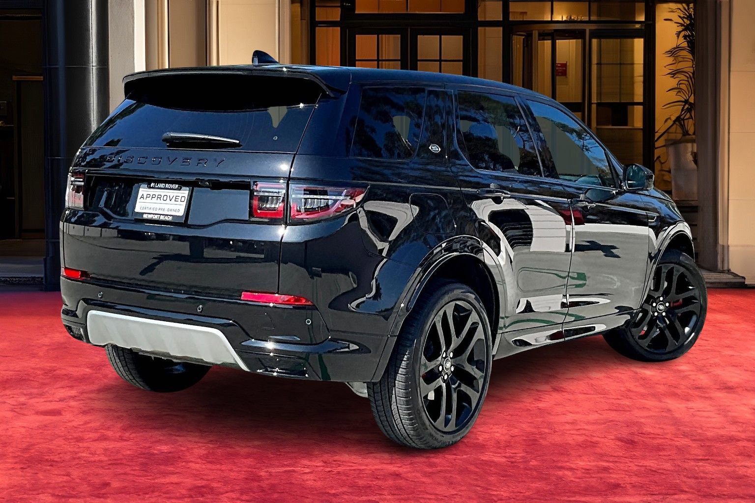2025 Land Rover Discovery Sport Dynamic SE photo 12