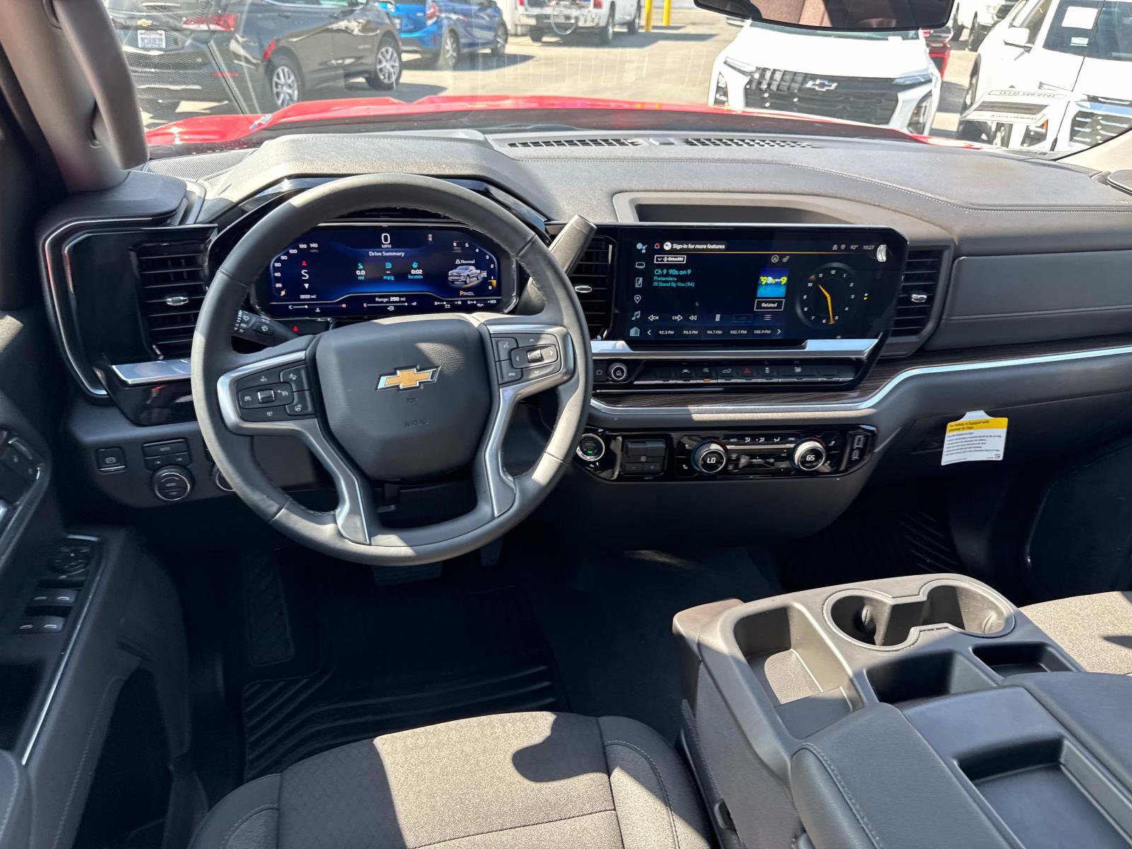 2025 Chevrolet Silverado 1500 LT photo 12