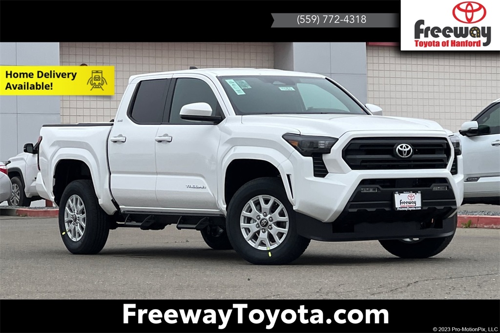 2026 Toyota Tacoma SR5's photo