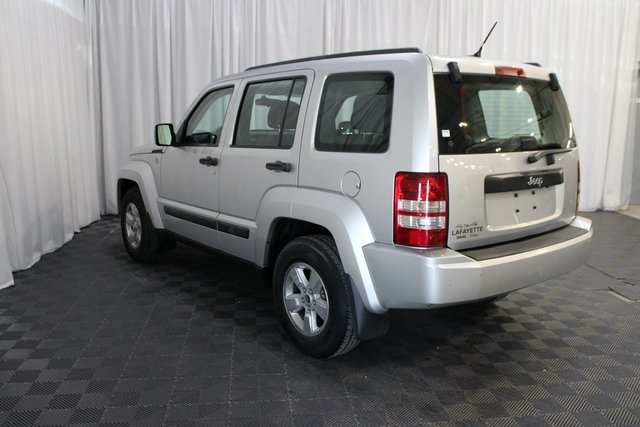 2012 Jeep Liberty Sport photo 4