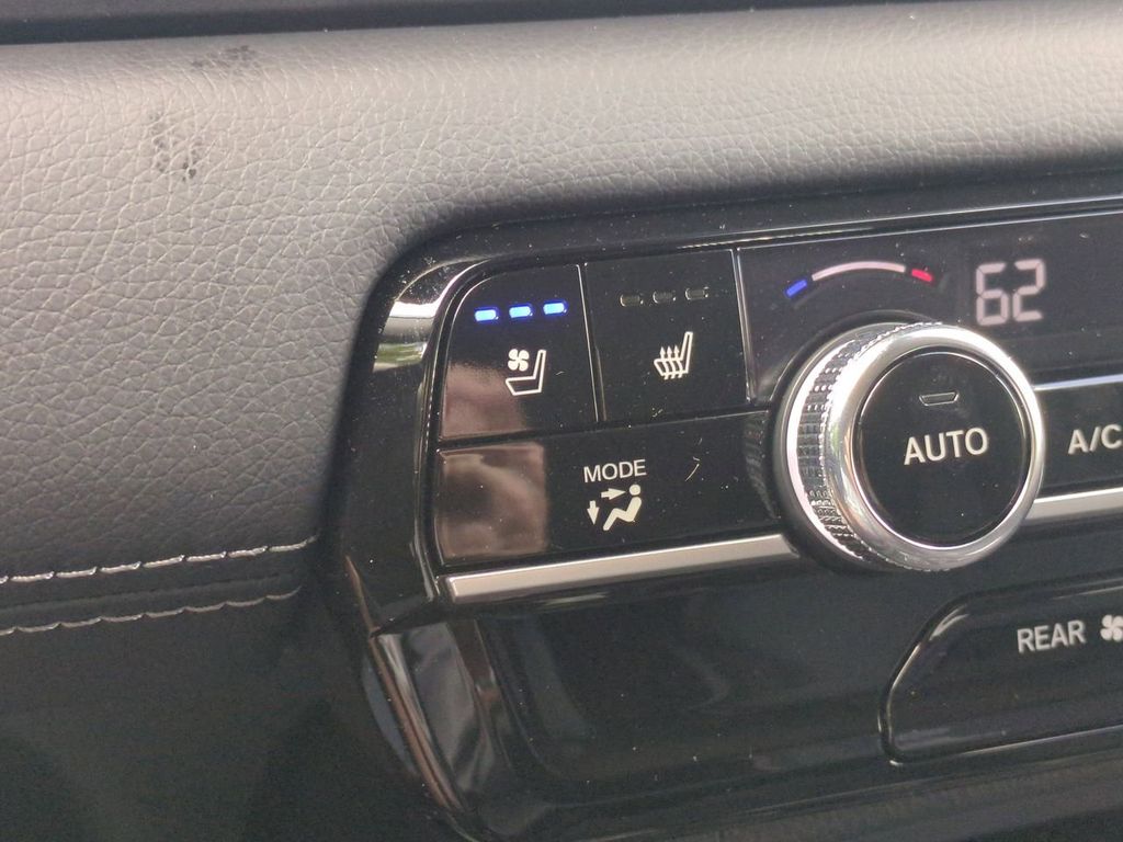 2023 Honda Pilot Elite photo 22