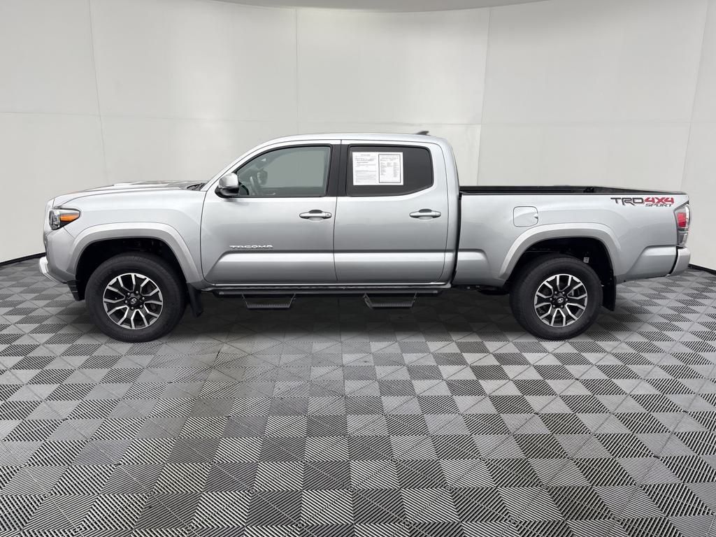 2022 Toyota Tacoma 4x4 TRD Sport photo 2