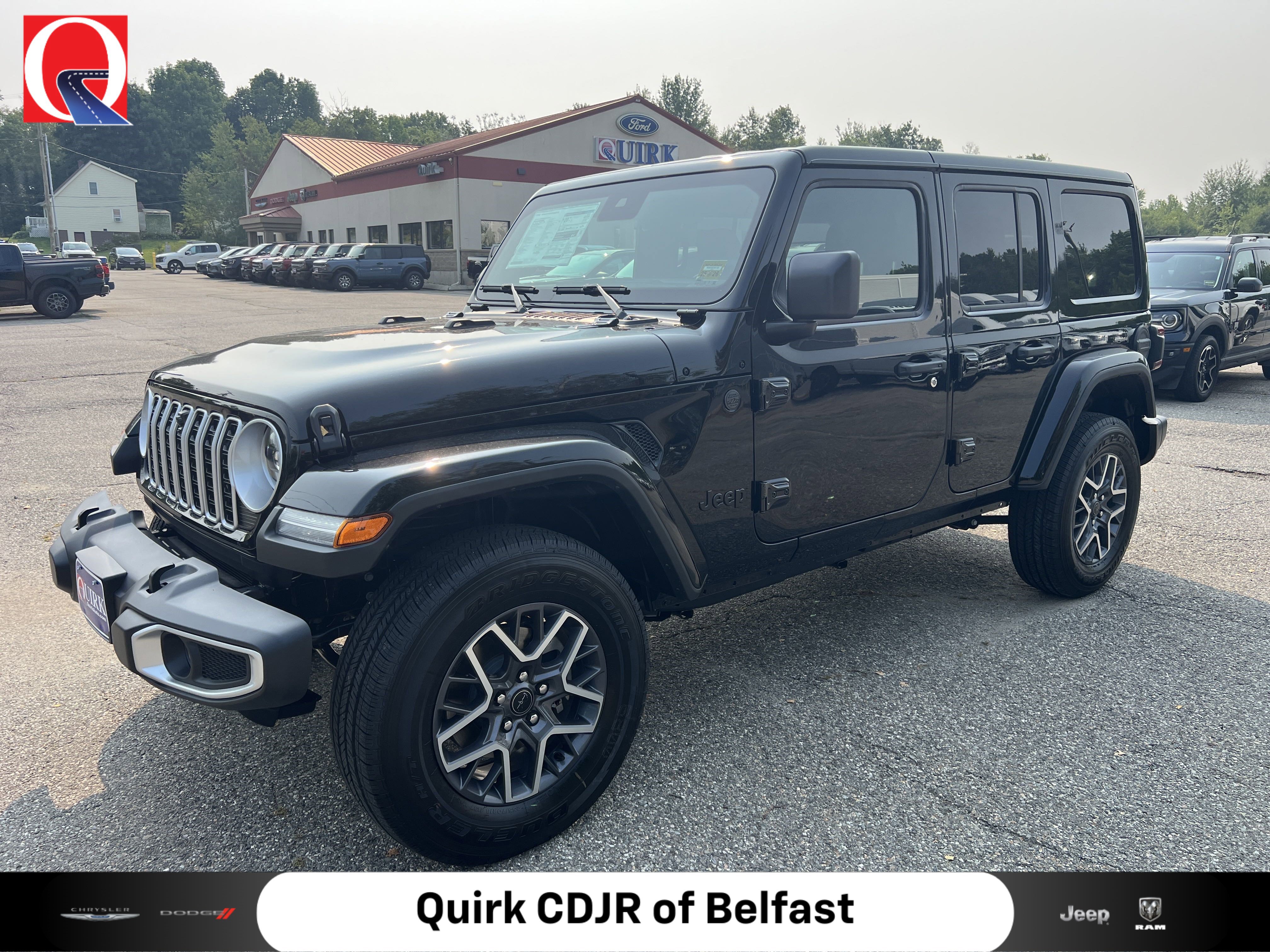 2025 Jeep Wrangler 4-Door Sahara's photo