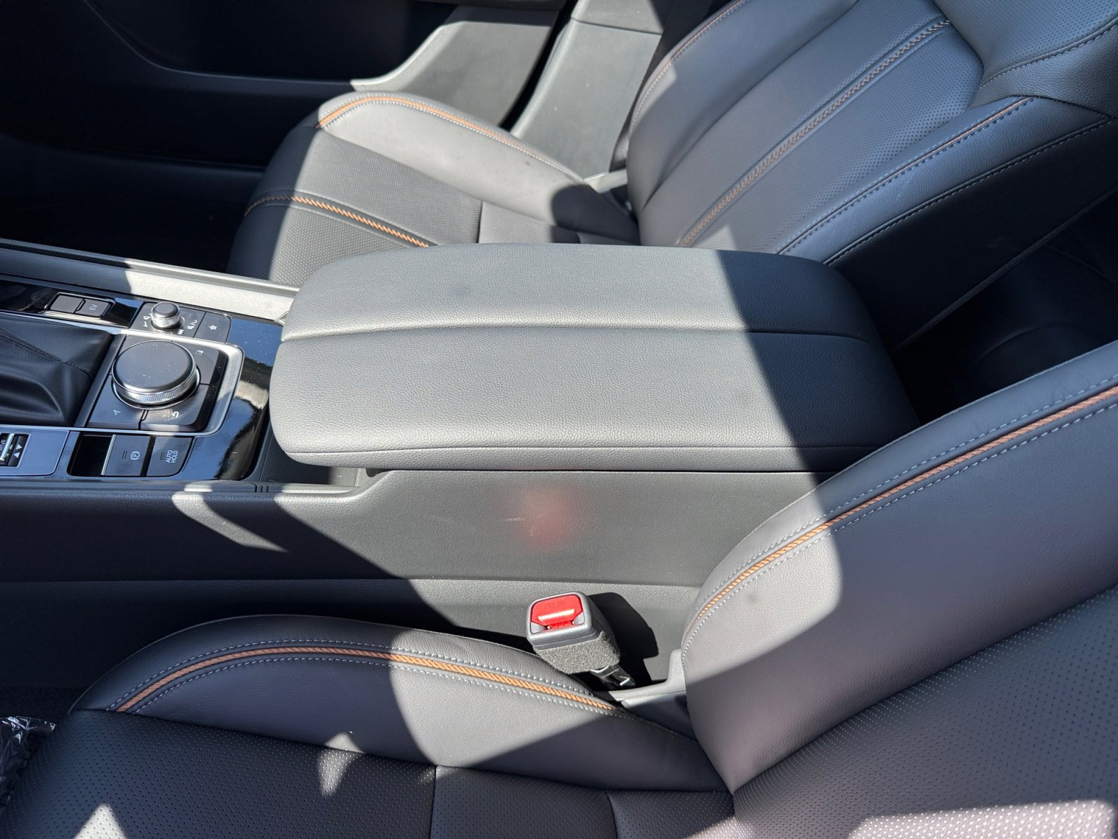 2025 Mazda CX-50 Premium photo 11