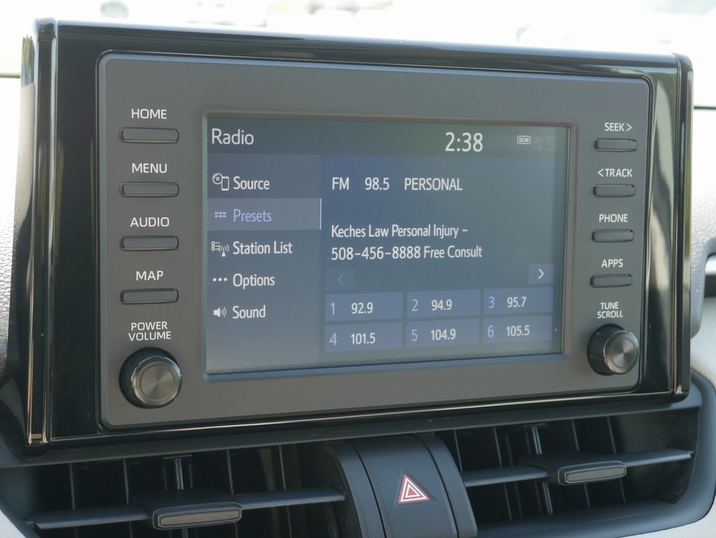 2019 Toyota RAV4 XLE Premium photo 14