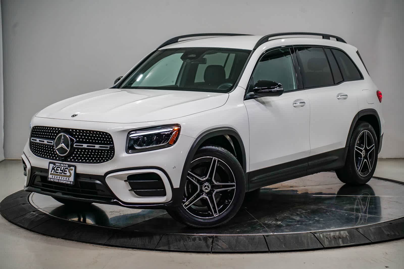 2025 Mercedes-Benz GLB Base
