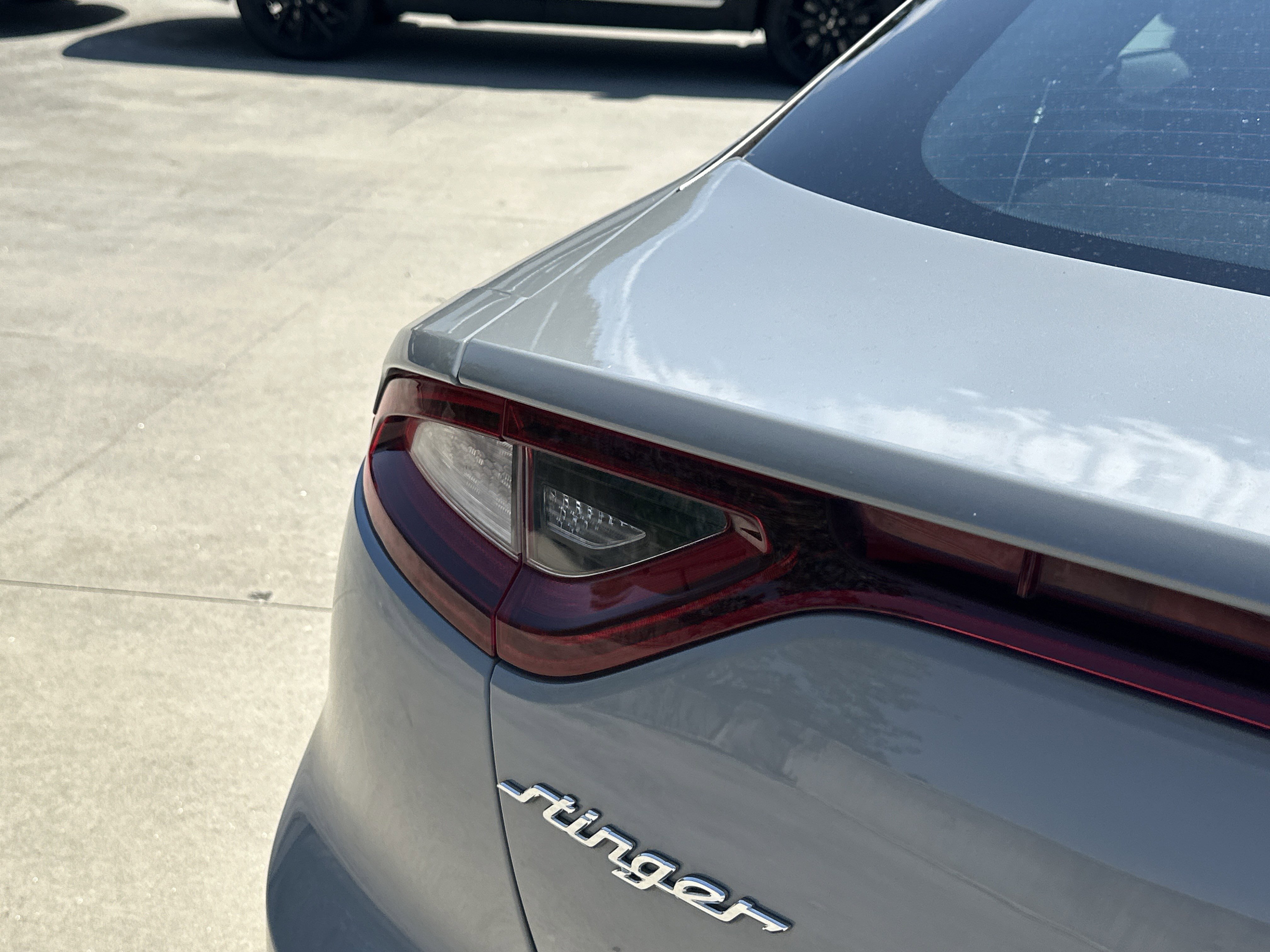 2019 Kia Stinger GT2 photo 3