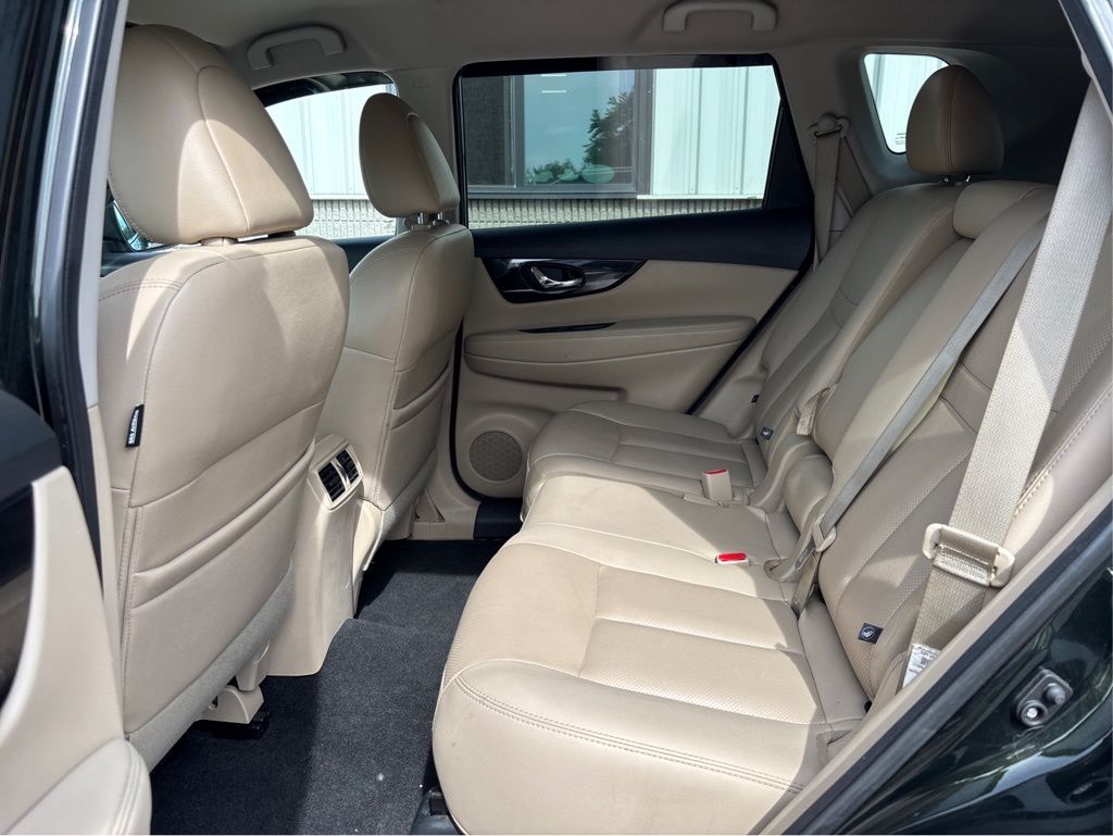 2020 Nissan Rogue SL photo 14