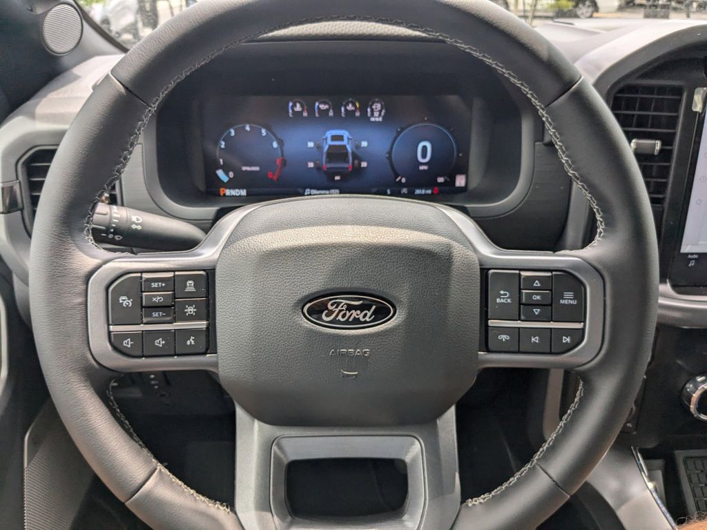 2025 Ford F-150 XLT photo 28