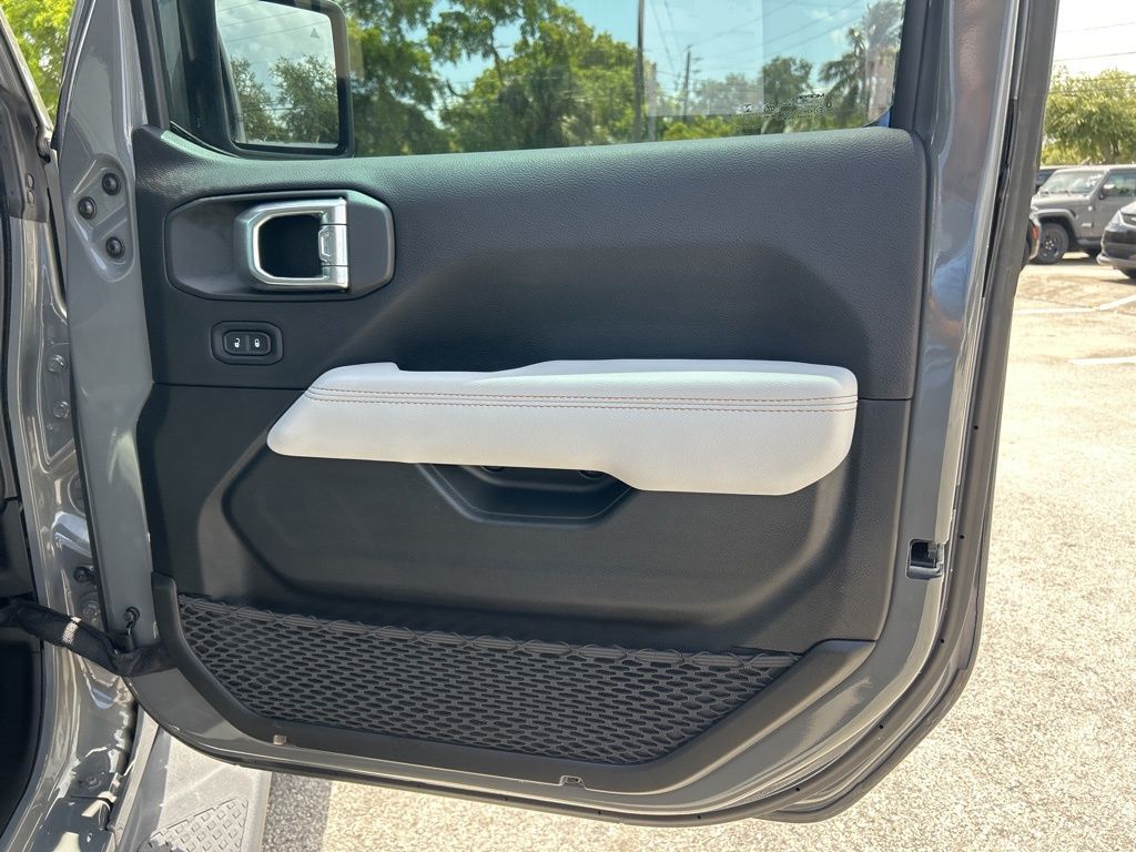 2022 Jeep Gladiator High Altitude photo 27