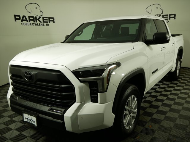 2026 Toyota Tundra SR5's photo