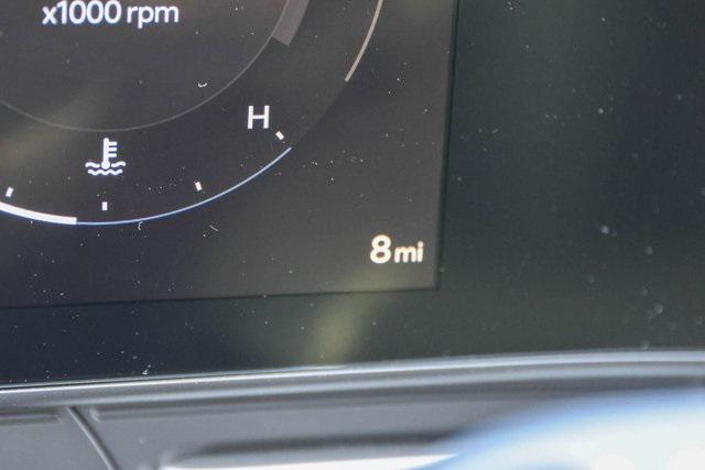 New 2025 Black Hyundai SEL Convenience FWD image 22