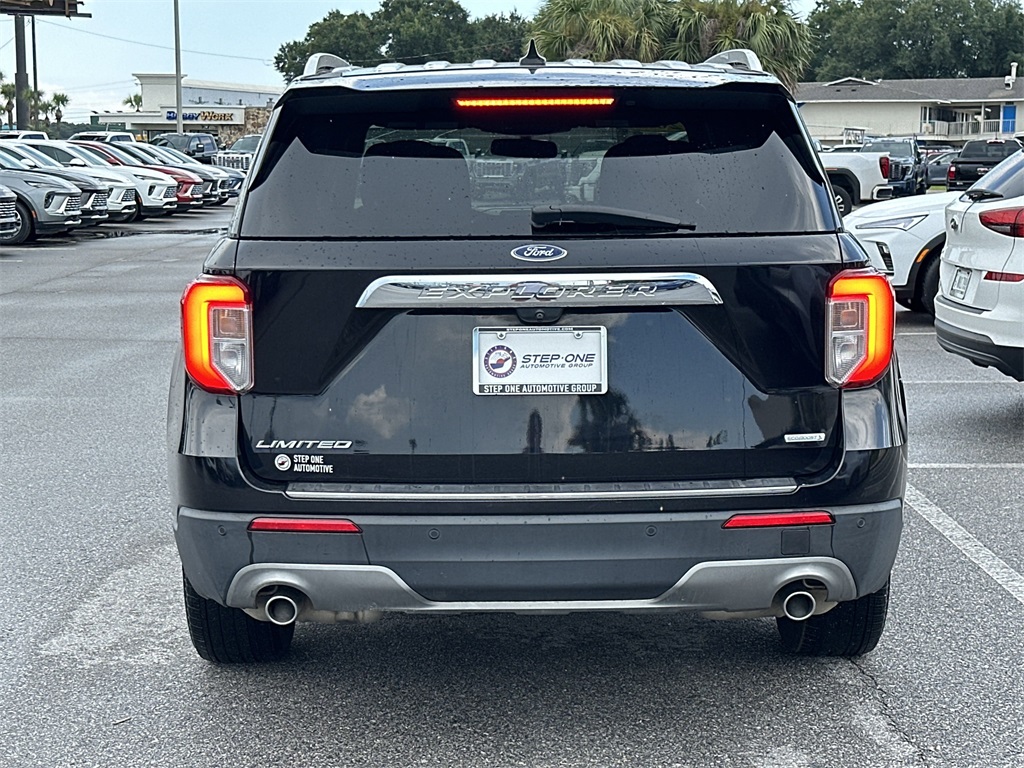 2020 Ford Explorer Limited photo 2