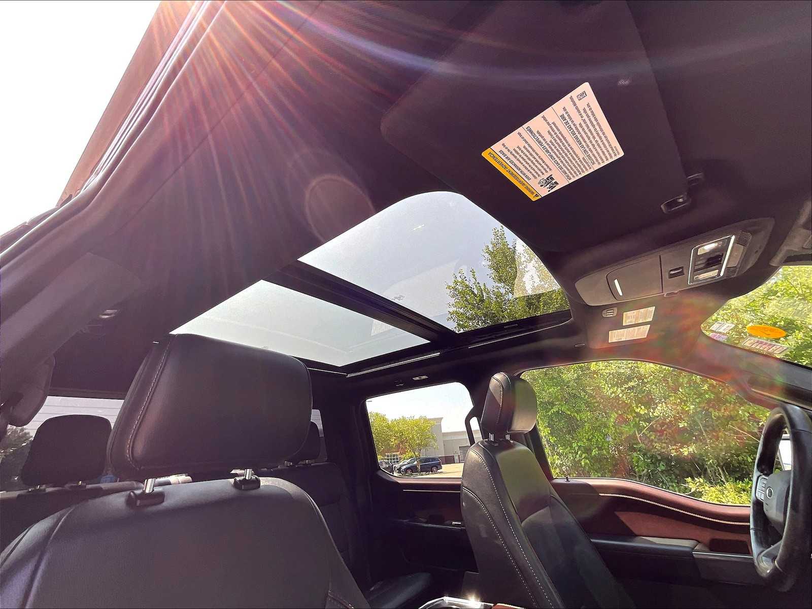 2021 Ford F-150 Lariat photo 21