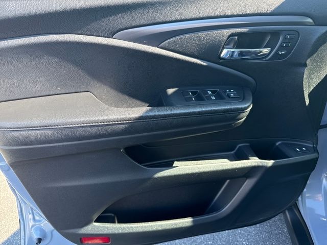 2022 Honda Pilot Special Edition photo 8