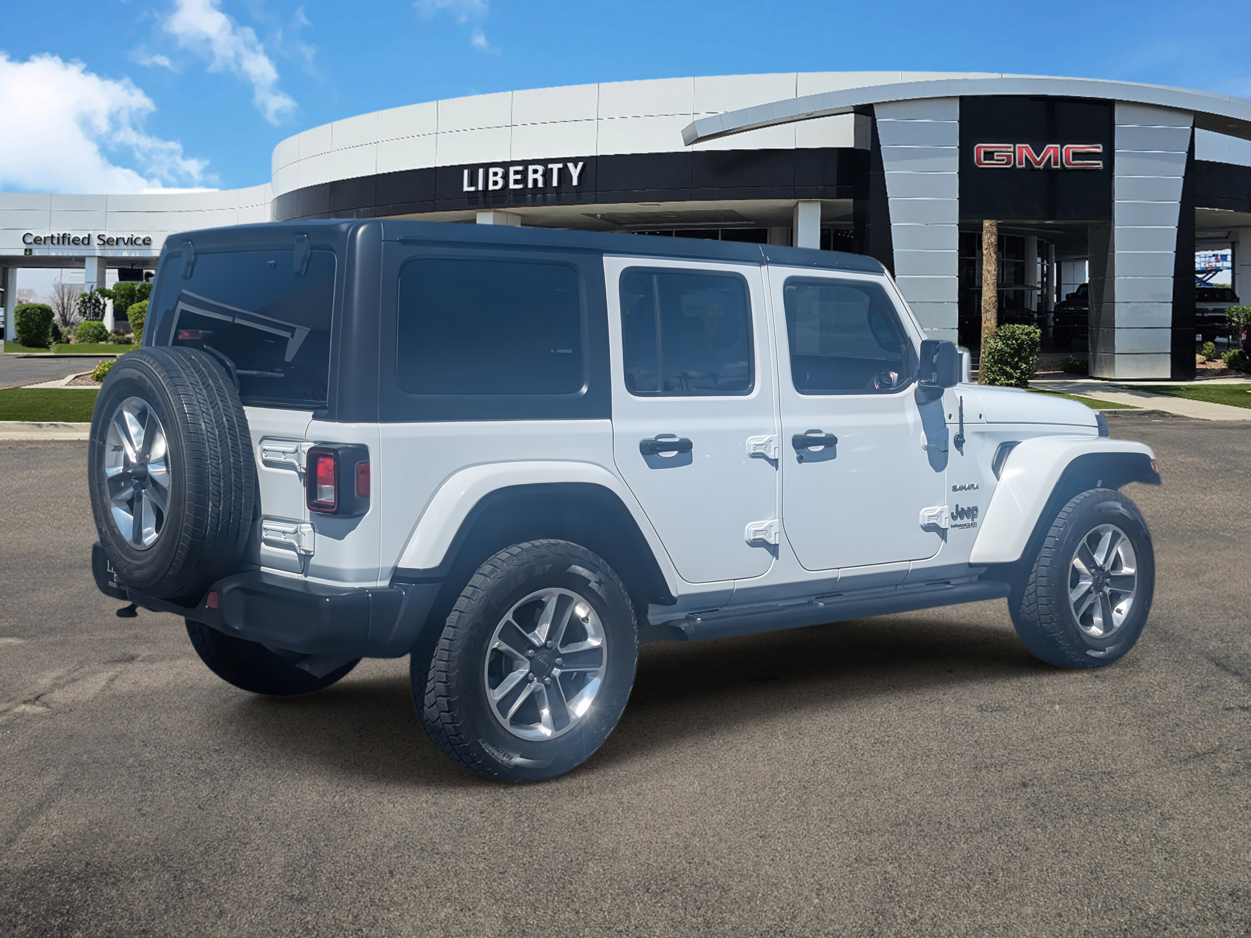 2021 Jeep Wrangler Unlimited Sahara photo 3