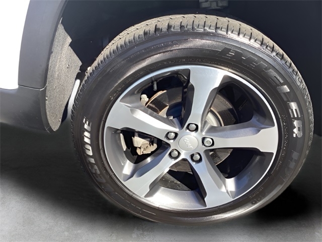 2023 Jeep Cherokee 4xe photo 11
