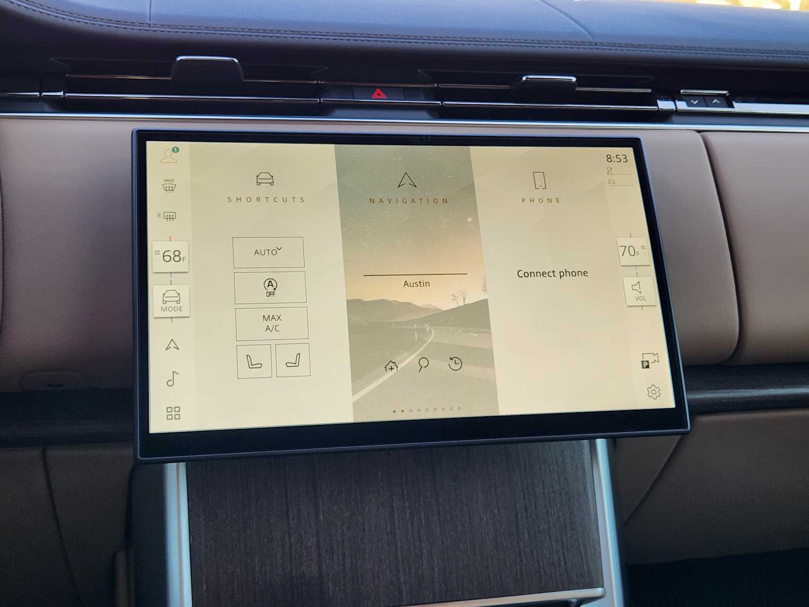 2025 Land Rover Range Rover SE photo 13