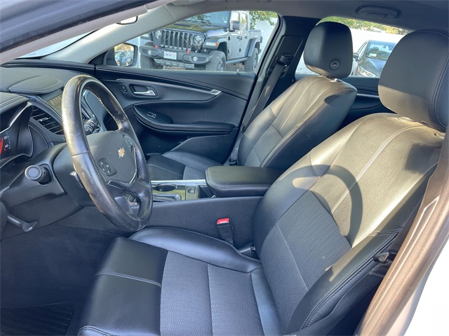 2019 Chevrolet Impala 1LT photo 32