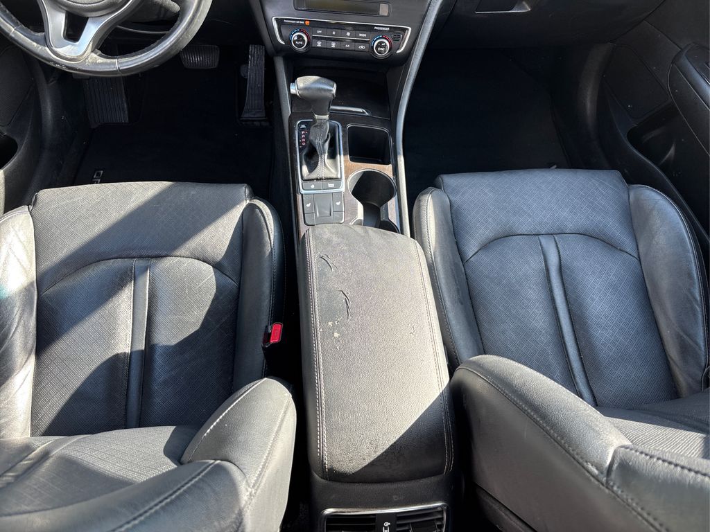 2016 Kia Optima EX photo 17