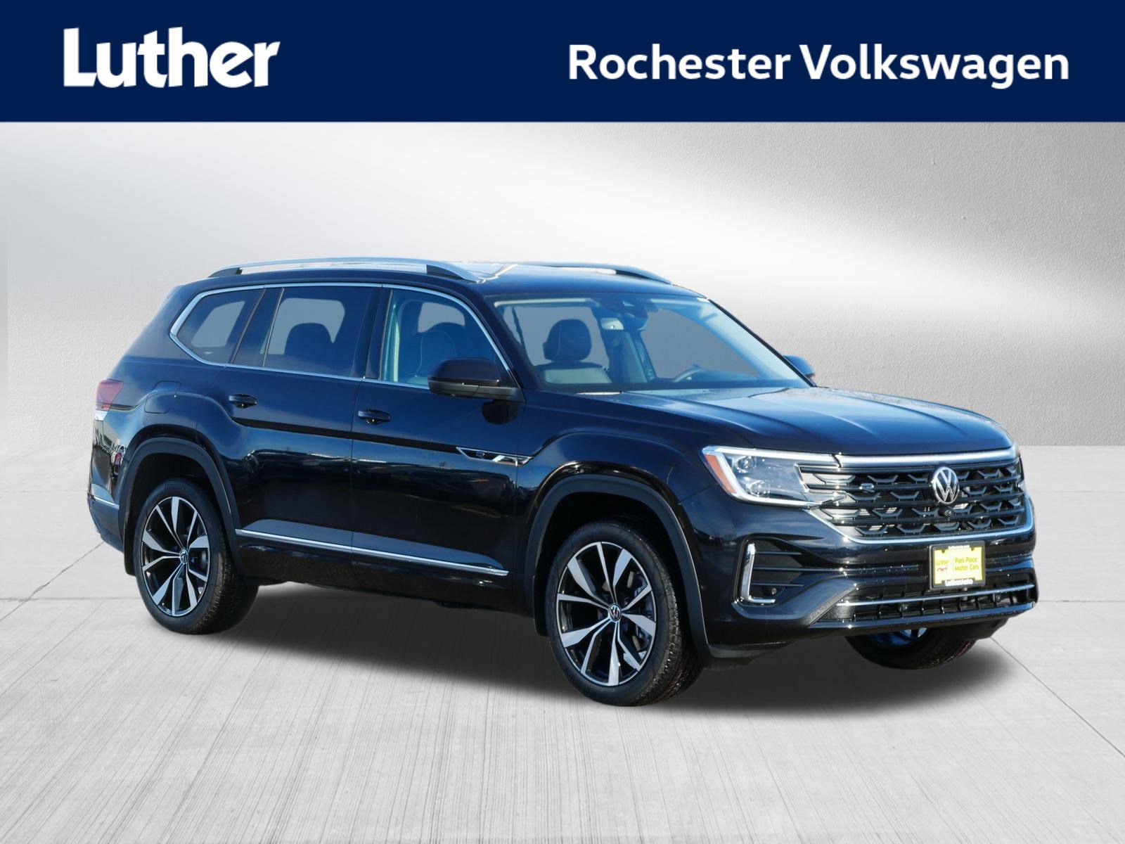 2026 Volkswagen Atlas SEL Premium R-Line's photo