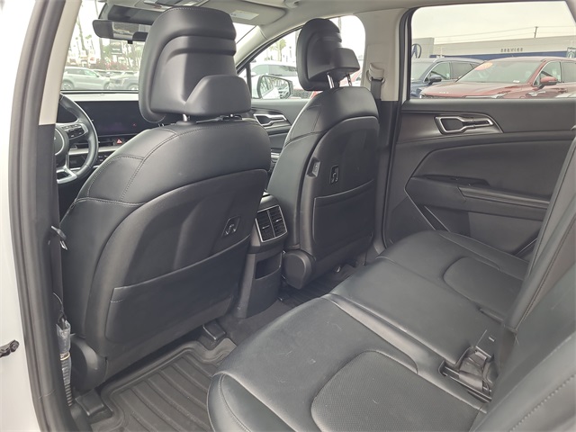 2024 Kia Sportage EX photo 11