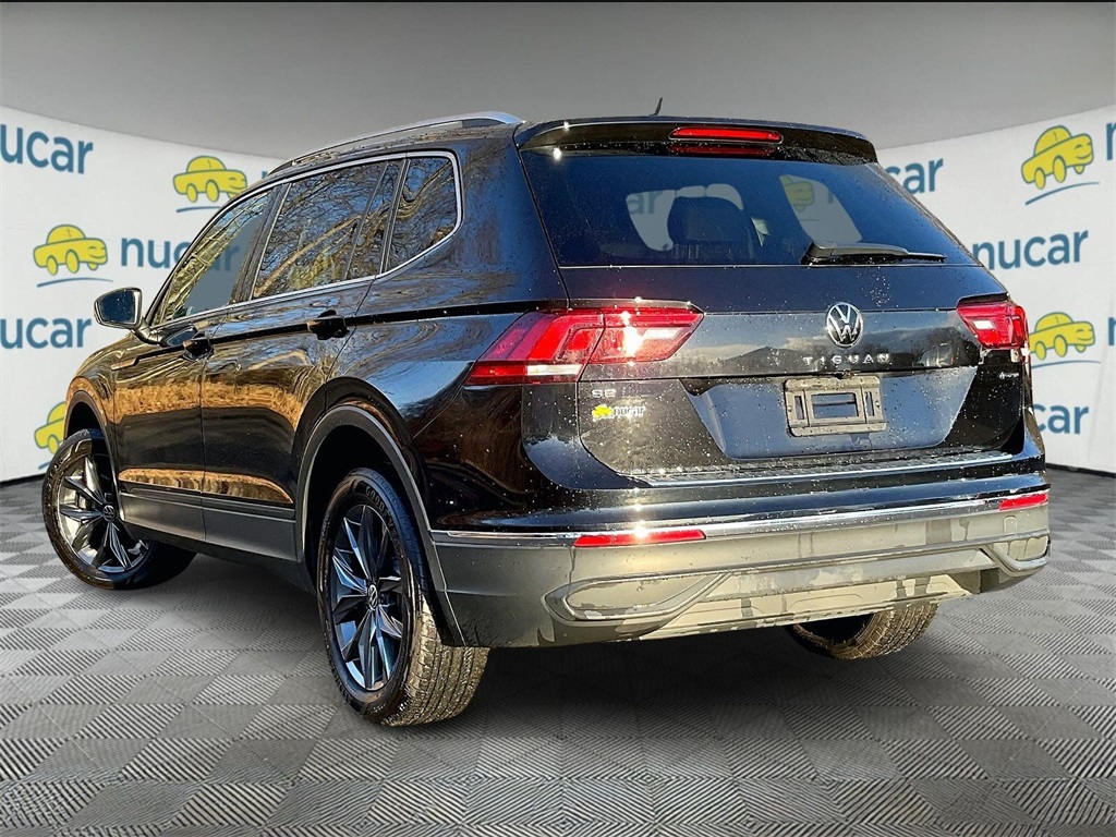 2022 Volkswagen Tiguan SE photo 4