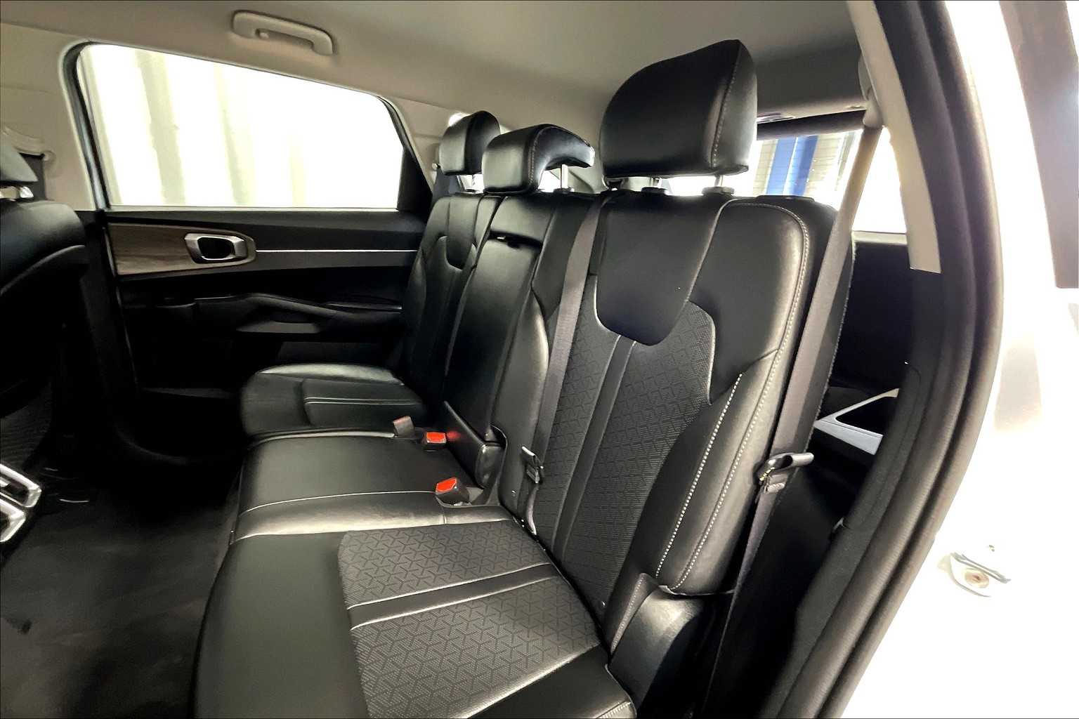 2022 Kia Sorento X-Line S photo 14