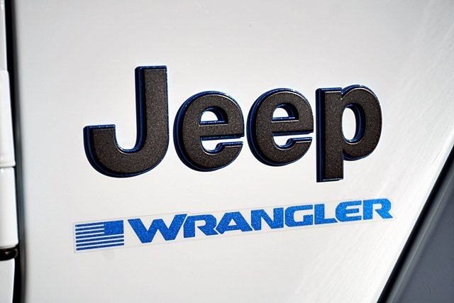 Used 2024 White Jeep Sport S 4xe image 9