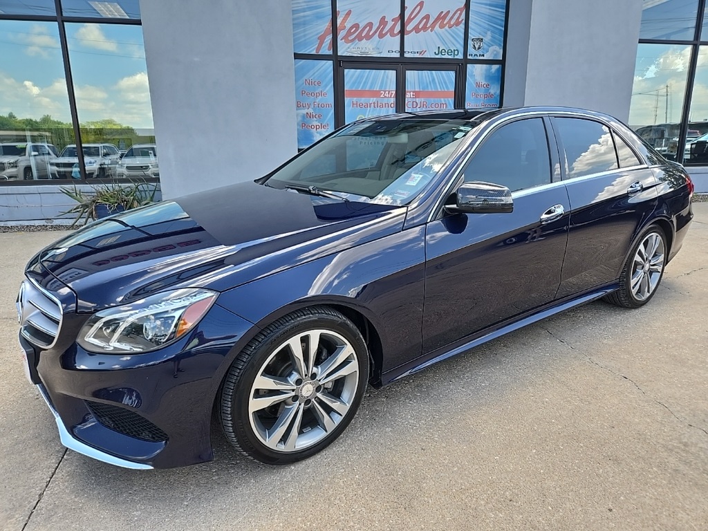 Used 2014 Mercedes-Benz E-Class E350 Luxury with VIN WDDHF8JB3EA884717 for sale in Kansas City